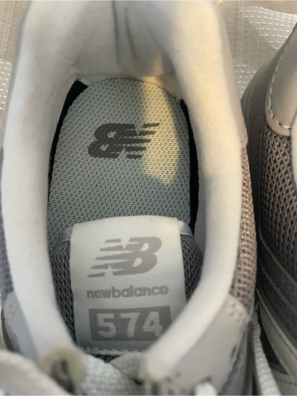 New Balance Women's Gray and White 574 platform sneakers - Picture 6 of 12